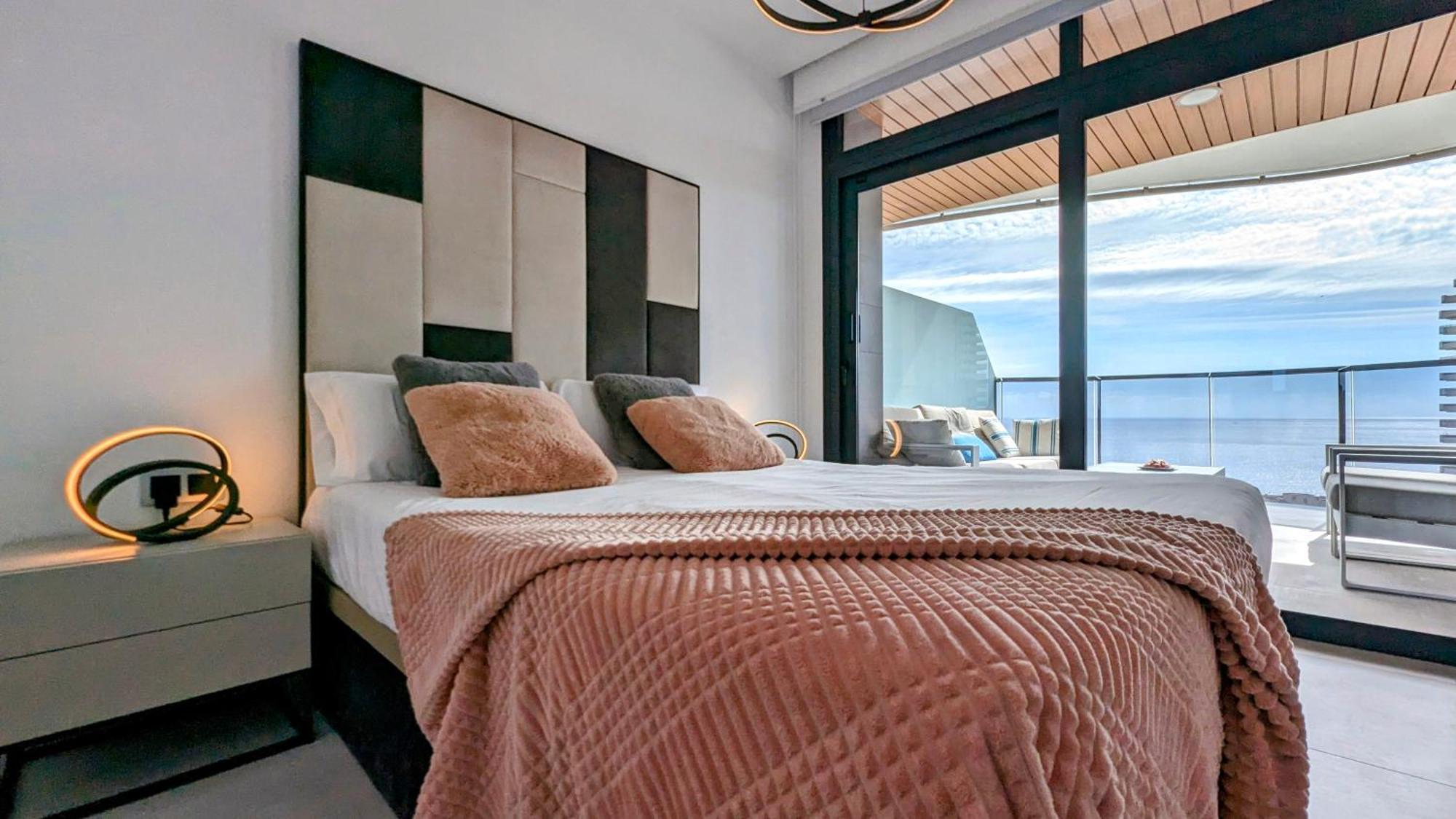 Sunset Waves Luxury Apartment Benidorm Eksteriør billede