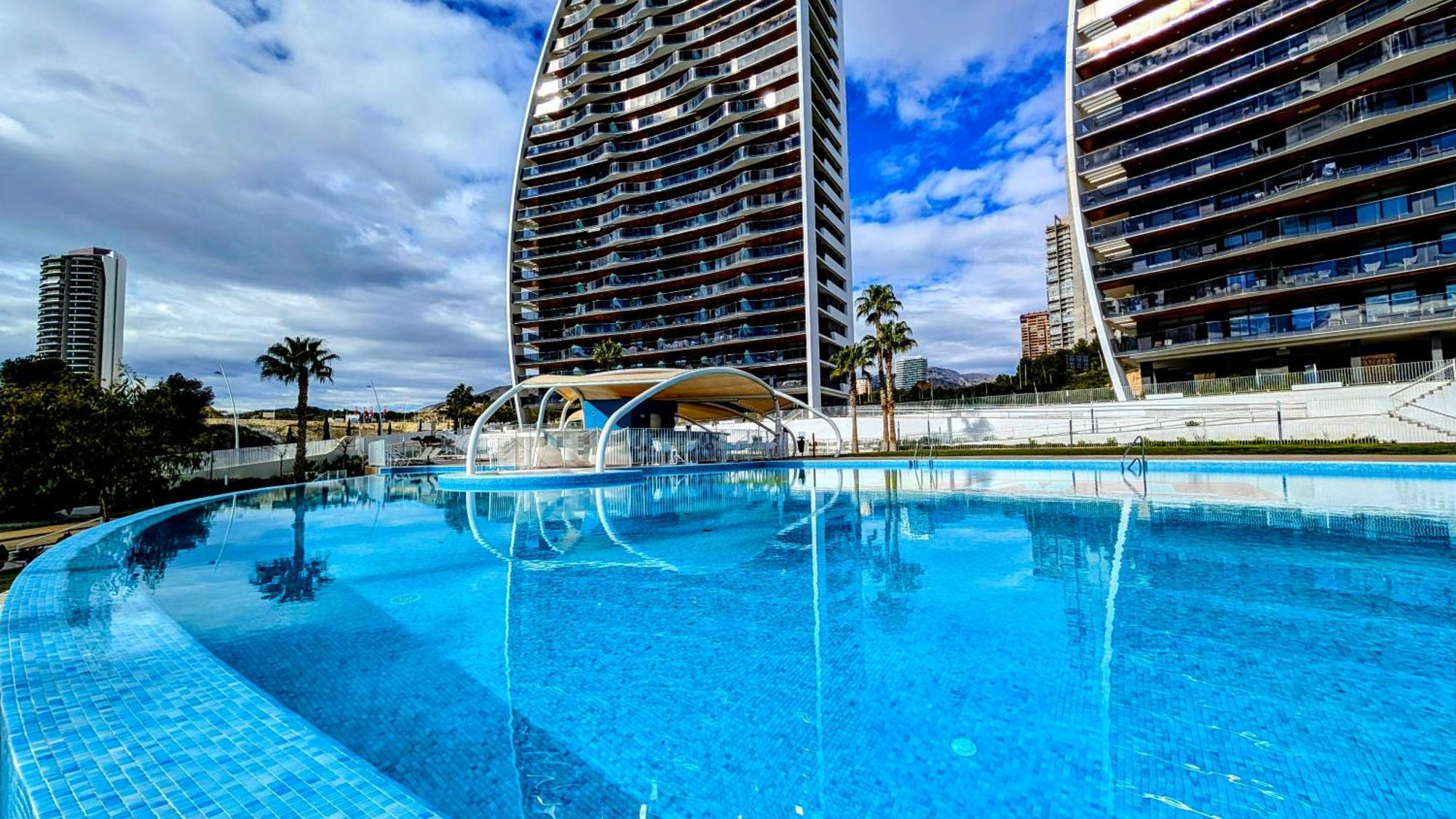 Sunset Waves Luxury Apartment Benidorm Eksteriør billede